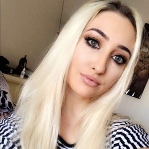 Meet your Posher, Karina